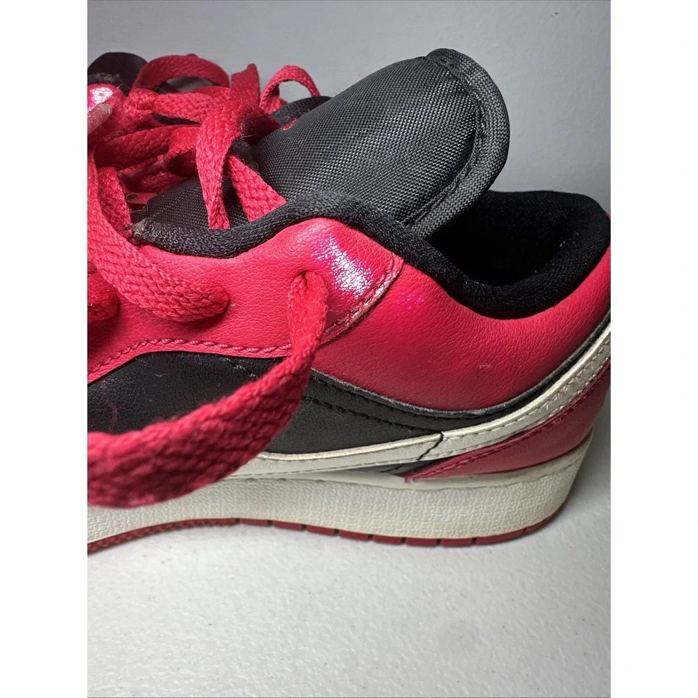 Nike Boys‎ Air Jordan 1 Low 553560-061 Red Casual Shoes Sneakers Size 6.5Y